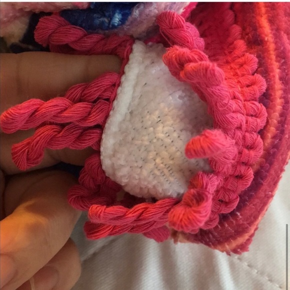 Summer Blooms Round Beach 🏖 Towel NWT - Picture 6 of 6